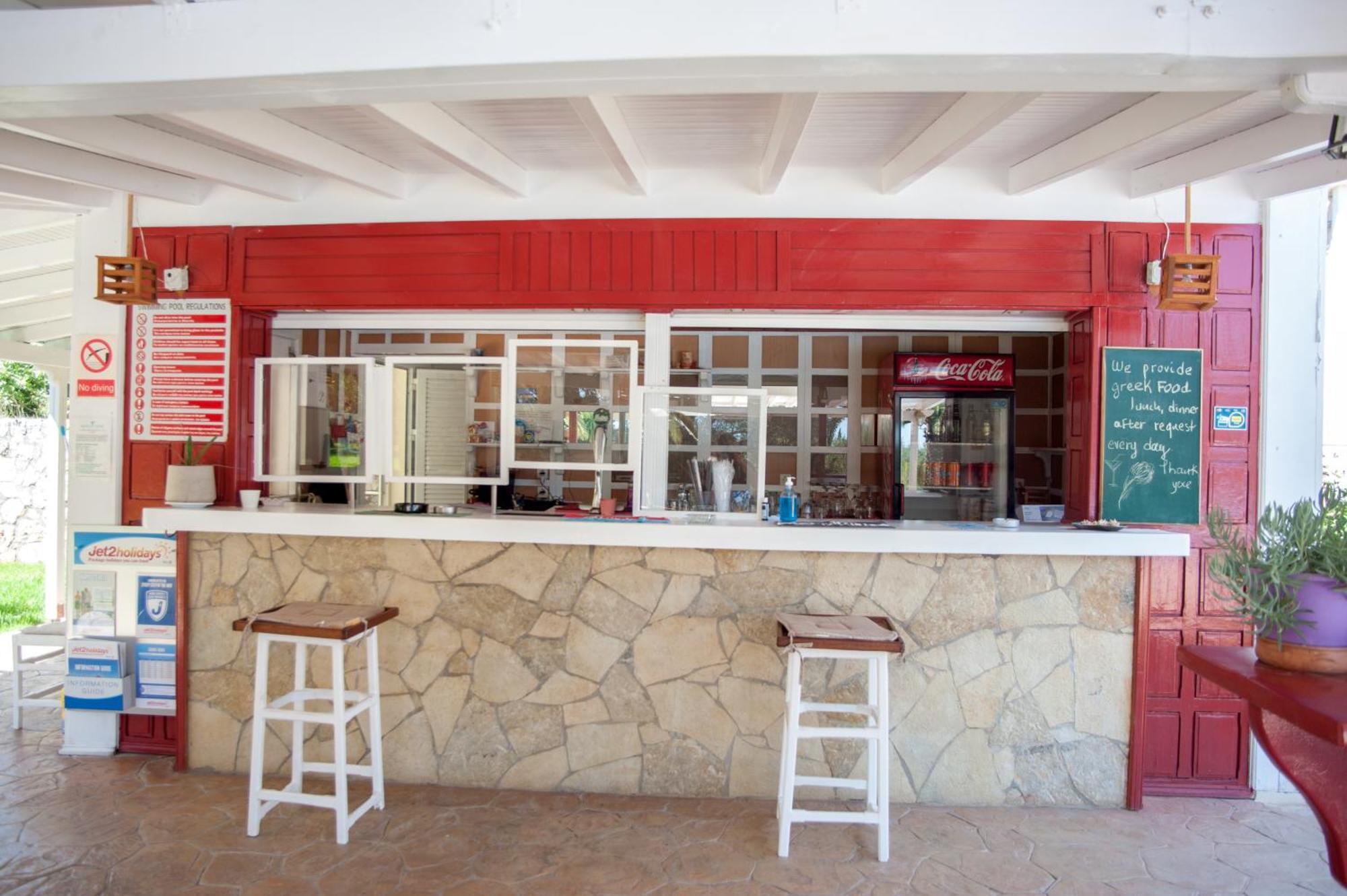 Helena Inn 스보로나타 외부 사진